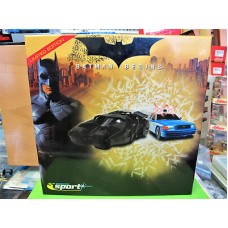 Scalextric Set: " BATMAN BEGINS " mit Batmobile + Police Car  C2669A